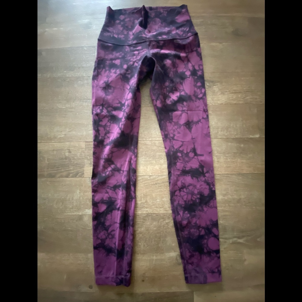 Lululemon Wunder Under Sz 6 leggings